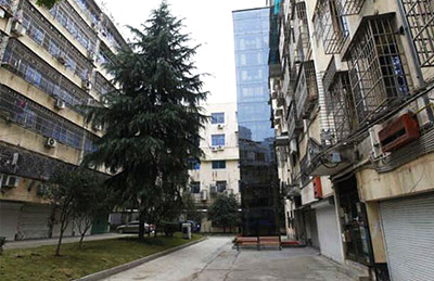 地下有化糞池能否建電梯？