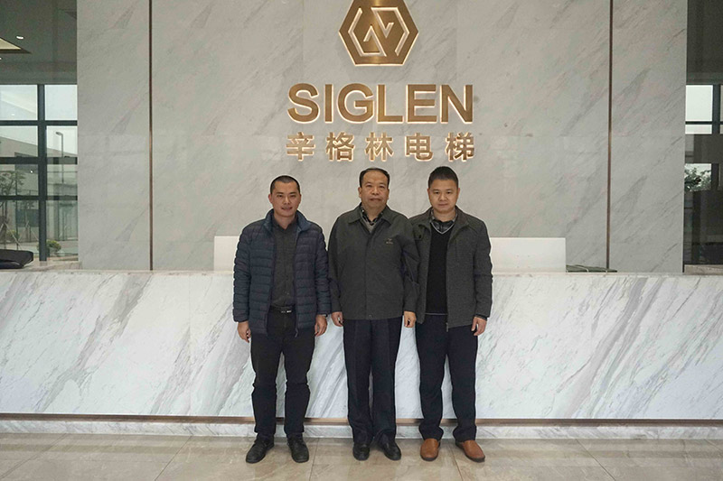 熱烈歡迎全國電梯標準化技術委員會秘書長陳鳳旺先生蒞臨辛格林電梯參觀考察