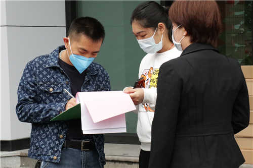 抗擊疫情，守護(hù)乘梯安全，辛格林電梯彰顯本土企業(yè)擔(dān)當(dāng)