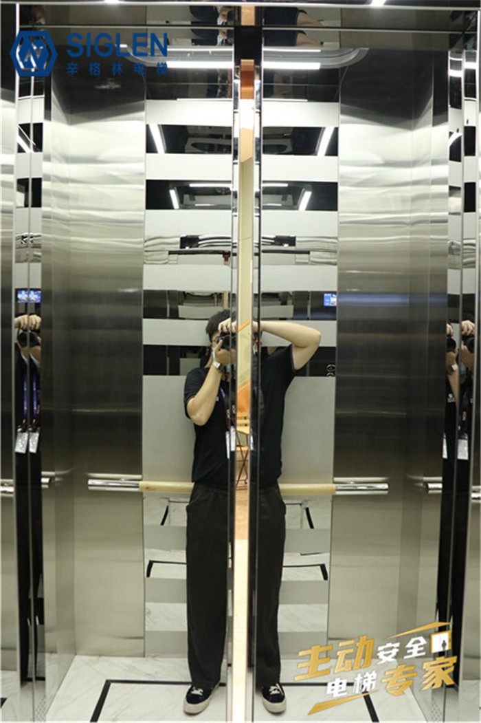 家用電梯,五層家用電梯,五層家用電梯廠家 <a href='http://www.mdlfqgn.cn/jydt.htm' class='keys' title='點擊查看關于家用電梯的相關信息' target='_blank'>家用電梯</a>,五層家用電梯,五層家用電梯廠家