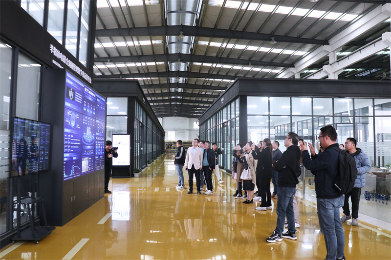 IMG_2962.jpg IMG_2962.jpg